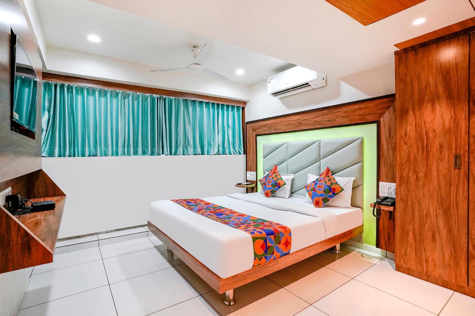 Fabexpress Royal Bird Hotel Ahmedabad Luaran gambar