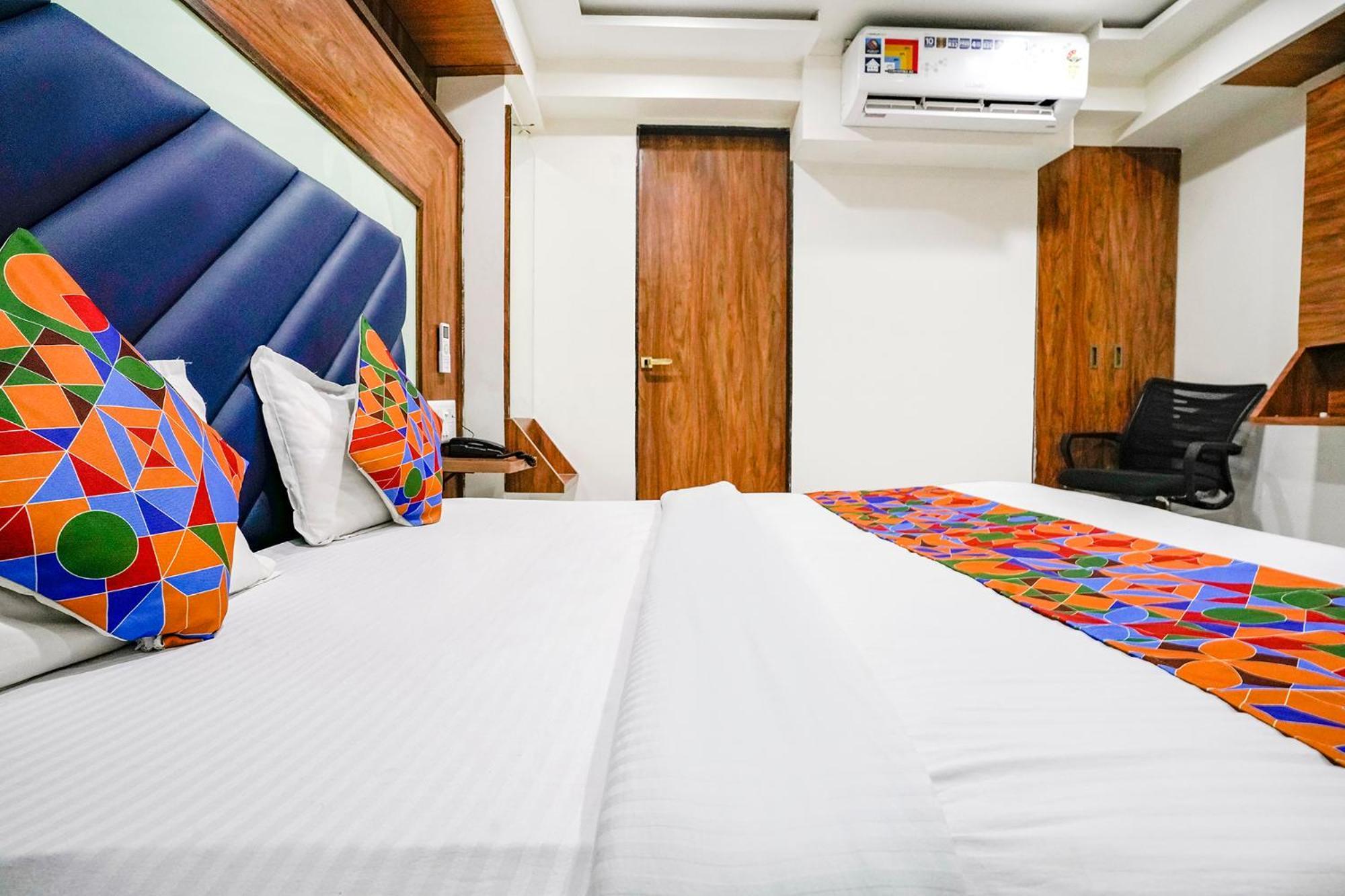 Fabexpress Royal Bird Hotel Ahmedabad Luaran gambar