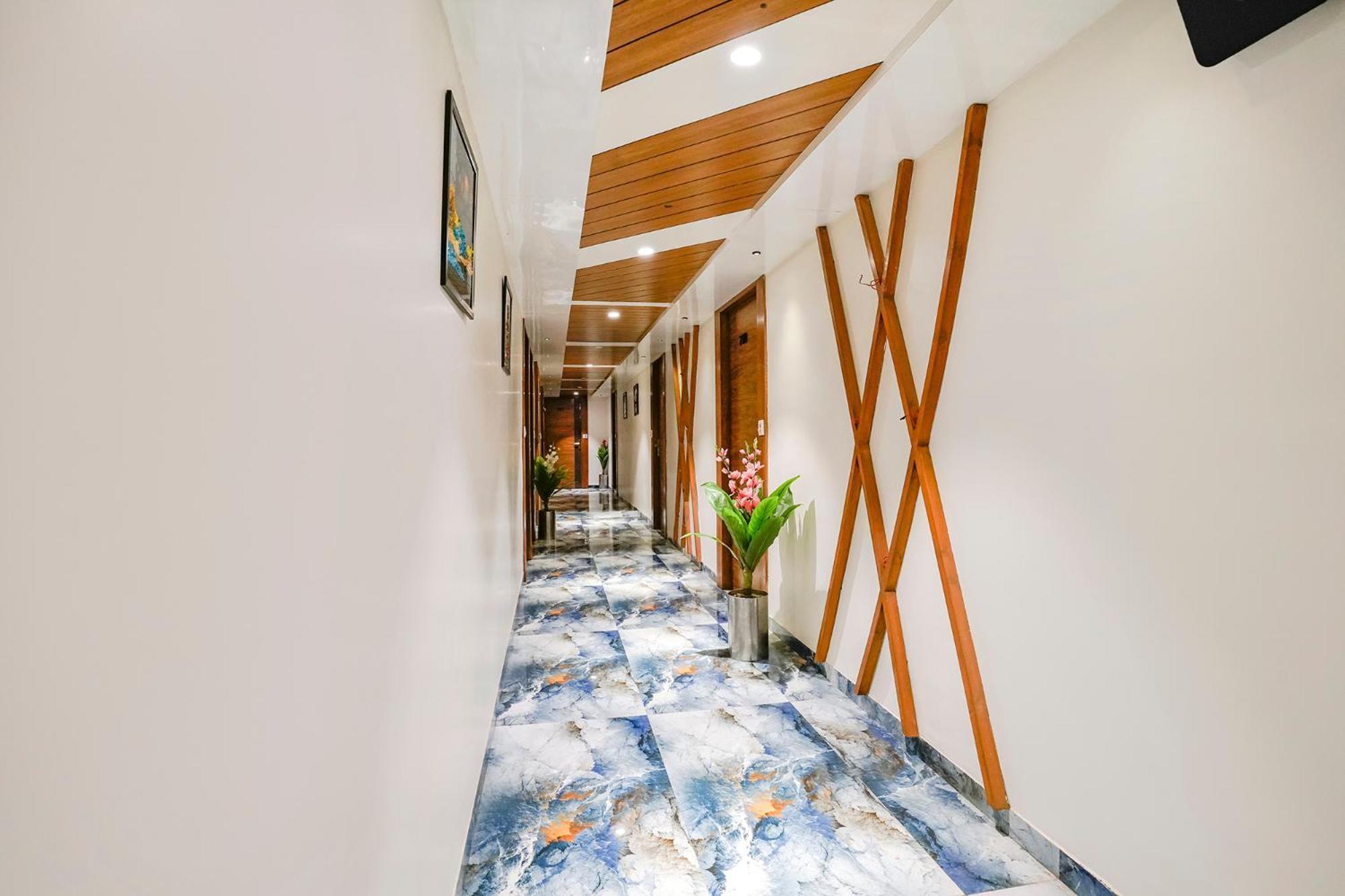 Fabexpress Royal Bird Hotel Ahmedabad Luaran gambar